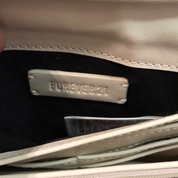 FOREVER 21 CREAM BUCKLE CLUTCH/ WALLET - Picture 5 of 7
